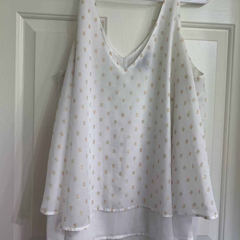 Flowy Tank